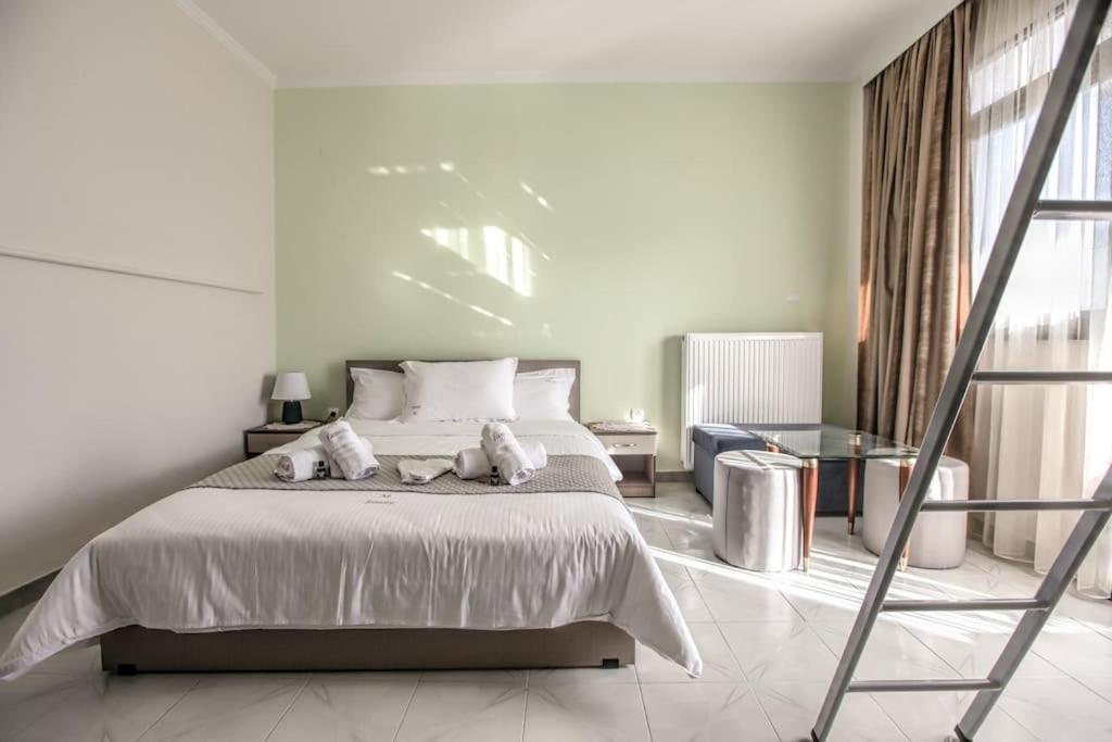 Del Sol #5 Meteora Luxurious Family Suites Kalambaka Exterior photo